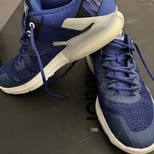 Nike Men's Deep Blue Athletic Sneakers